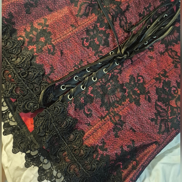 Fredericks of Hollywood Halter Corset - Picture 10 of 12